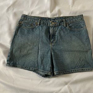 Ralph Lauren-gently used woman’s Jean shorts-size 14.